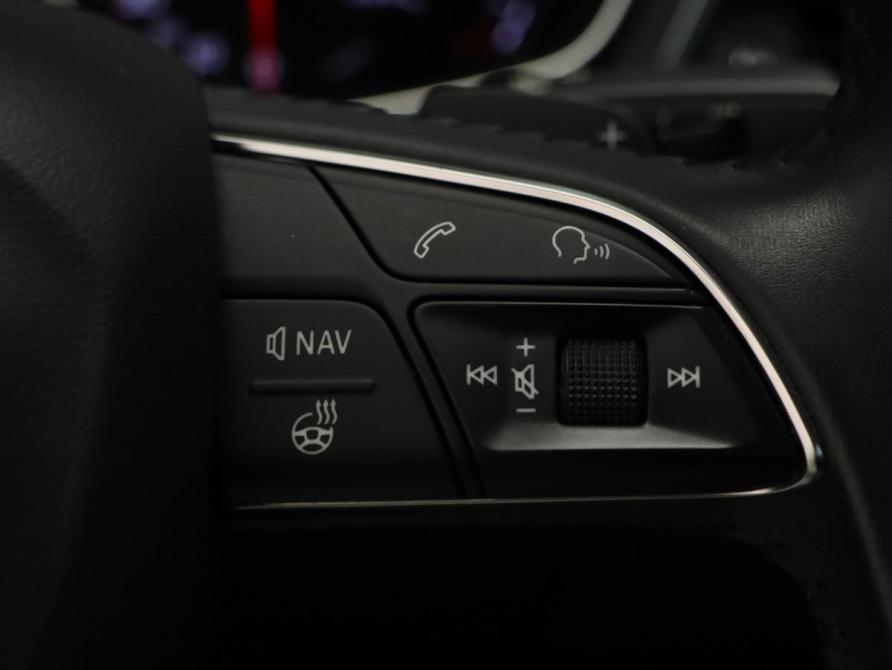 Audi A4 V (B9) Москва  - изображение 17