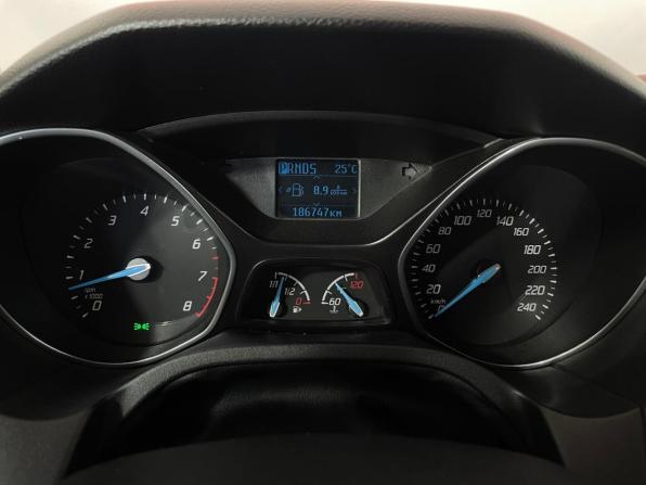 Ford Focus III с пробегом 2013 года, цена 750 000 рублей, 186734 км, хэтчбек, Автокод Объявления