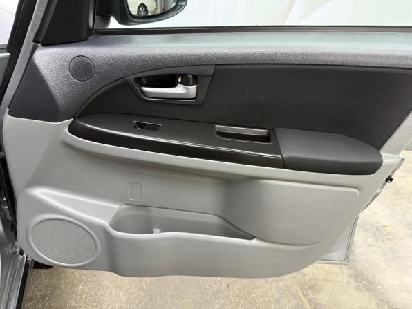 Suzuki SX4 I (Classic) Рестайлинг с пробегом 2013 года, цена 860 000 рублей, 119462 км, хэтчбек, Автокод Объявления