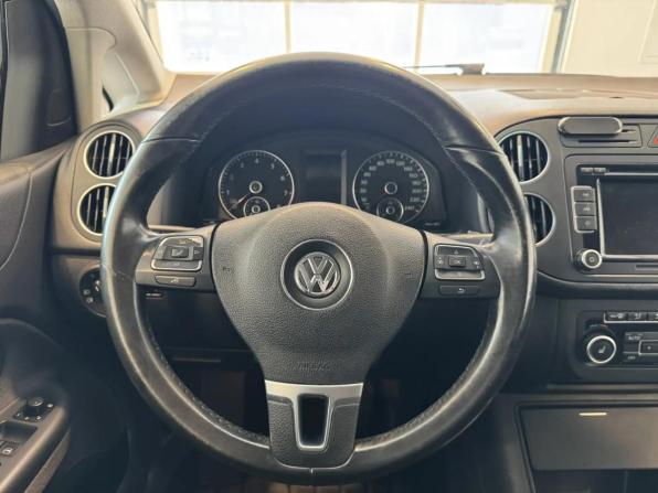 Volkswagen Golf Plus II с пробегом 2012 года, цена 630 000 рублей, 182809 км, хэтчбек, Автокод Объявления
