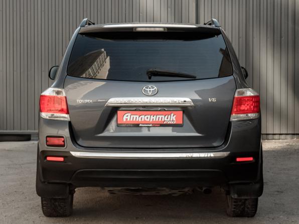 Toyota Highlander II (XU40) Рестайлинг с пробегом 2011 года, цена 2 050 000 рублей, 201653 км, внедорожник, Автокод Объявления