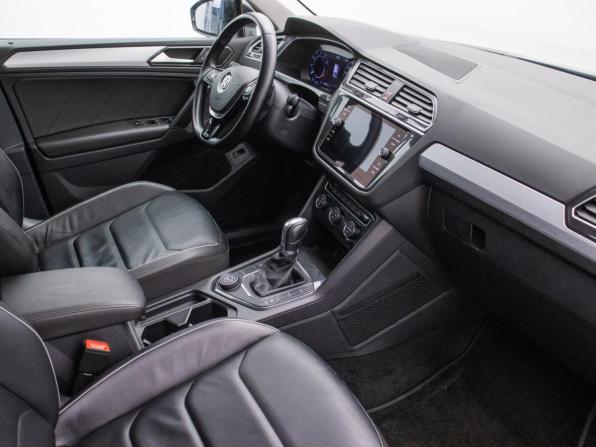 Volkswagen Tiguan II с пробегом 2017 года, цена 2 895 000 рублей, 155000 км, внедорожник, Автокод Объявления