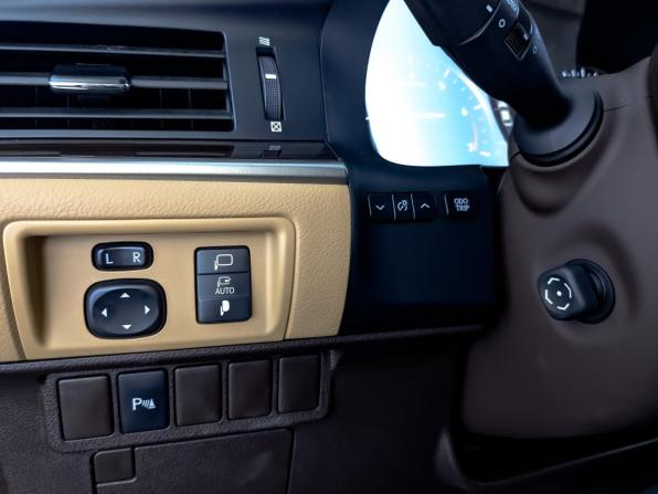 Lexus ES VI Рестайлинг с пробегом 2015 года, цена 3 400 000 рублей, 99407 км, седан, Автокод Объявления