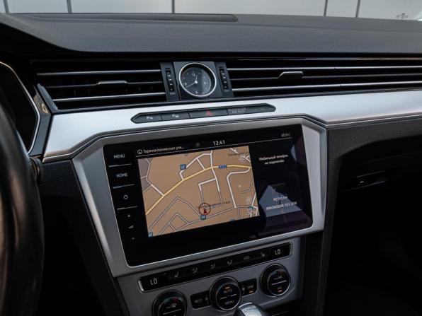 Volkswagen Passat B8 с пробегом 2019 года, цена 2 148 000 рублей, 121977 км, универсал, Автокод Объявления