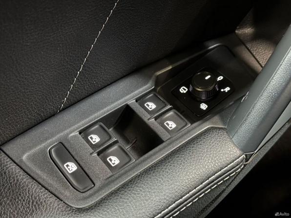 Volkswagen Tiguan II с пробегом 2020 года, цена 2 695 000 рублей, 104045 км, внедорожник, Автокод Объявления