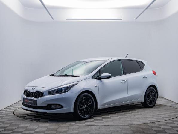 Kia Ceed II с пробегом 2014 года, цена 797 000 рублей, 242205 км, хэтчбек, Автокод Объявления