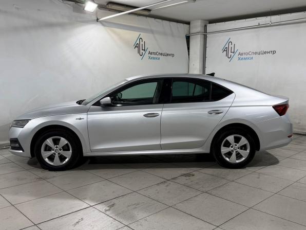 Skoda Octavia IV (A8) с пробегом 2021 года, цена 2 069 800 рублей, 81000 км, лифтбек, Автокод Объявления