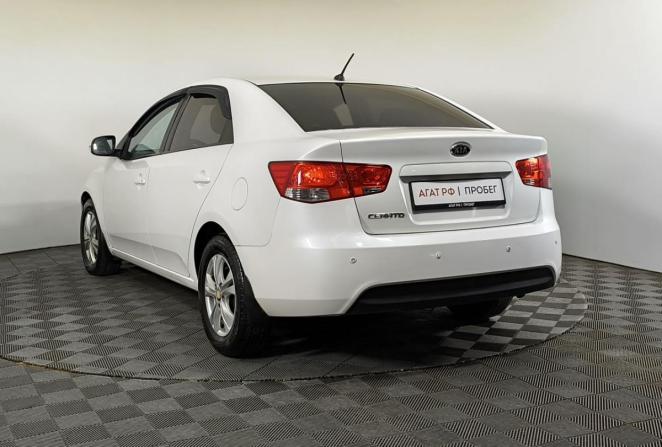 Kia Cerato II с пробегом 2012 года, цена 690 000 рублей, 153191 км, седан, Автокод Объявления
