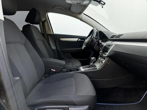 Volkswagen Passat B7 с пробегом 2012 года, цена 969 000 рублей, 241824 км, седан, Автокод Объявления