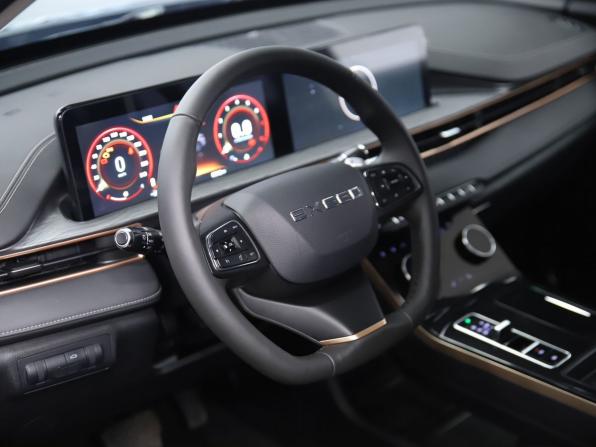Exeed LX I Рестайлинг с пробегом 2023 года, цена 1 690 000 рублей, 90000 км, внедорожник, Автокод Объявления