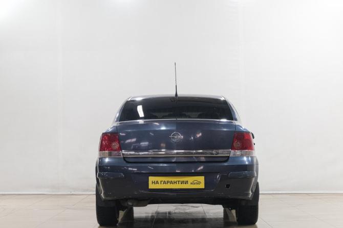 Opel Astra H Рестайлинг с пробегом 2008 года, цена 449 000 рублей, 384000 км, седан, Автокод Объявления