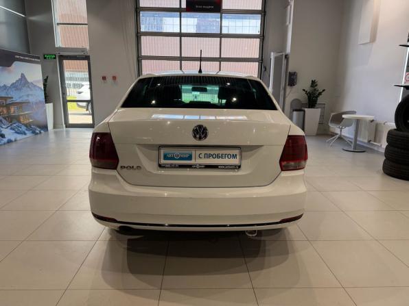 Volkswagen Polo V Рестайлинг с пробегом 2016 года, цена 950 000 рублей, 212769 км, седан, Автокод Объявления