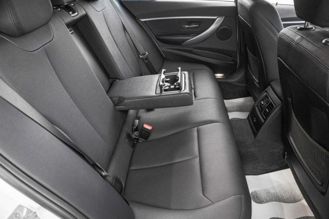 BMW 3 серии VI (F3x) Рестайлинг с пробегом 2017 года, цена 2 049 000 рублей, 67000 км, седан, Автокод Объявления