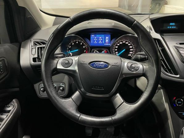 Ford Kuga II с пробегом 2013 года, цена 1 030 000 рублей, 147989 км, внедорожник, Автокод Объявления