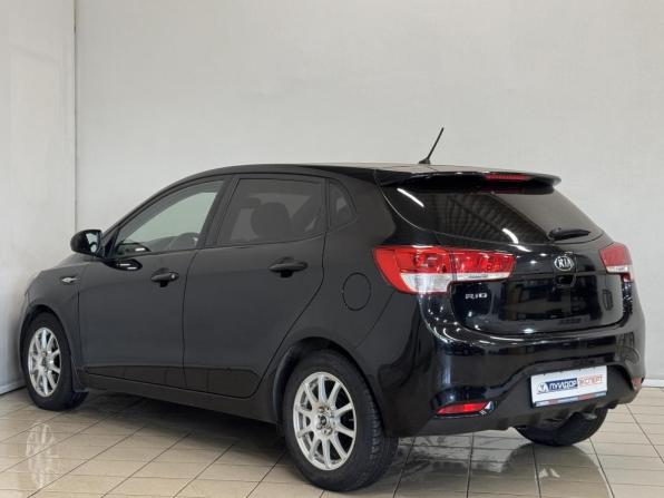 Kia Rio III Рестайлинг с пробегом 2016 года, цена 829 000 рублей, 207869 км, хэтчбек, Автокод Объявления