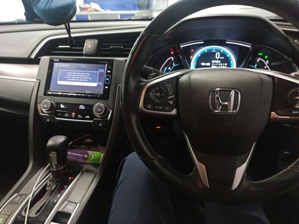 Honda Civic X с пробегом 2018 года, цена 1 815 000 рублей, 98900 км, седан, Автокод Объявления