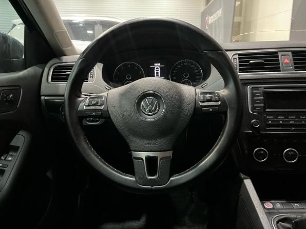 Volkswagen Jetta VI с пробегом 2014 года, цена 1 040 000 рублей, 150714 км, седан, Автокод Объявления