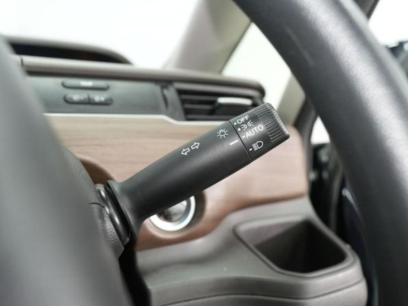 Honda Freed II Рестайлинг с пробегом 2019 года, цена 1 730 000 рублей, 62105 км, компактвэн, Автокод Объявления