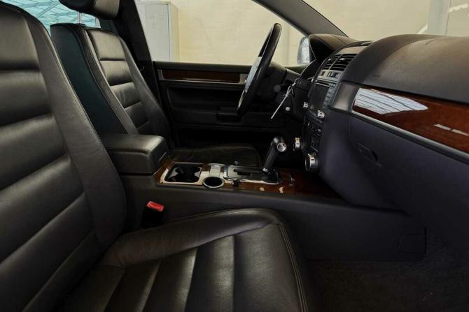 Volkswagen Touareg I с пробегом 2005 года, цена 850 000 рублей, 205637 км, внедорожник, Автокод Объявления