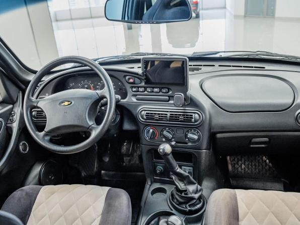 Chevrolet Niva I Рестайлинг с пробегом 2010 года, цена 321 000 рублей, 195706 км, внедорожник, Автокод Объявления