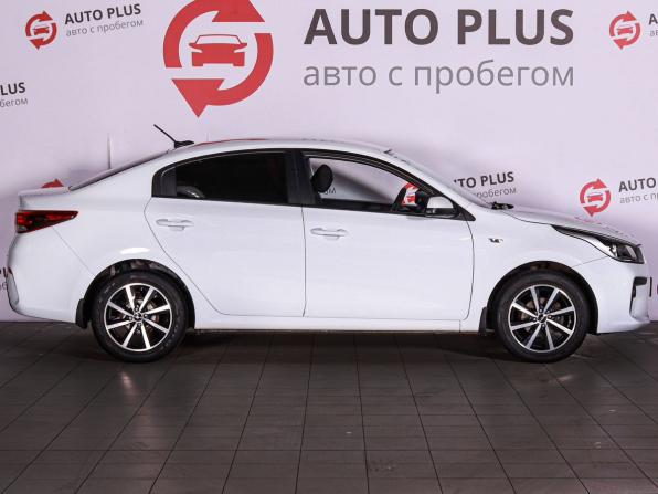 Kia Rio IV с пробегом 2017 года, цена 1 348 000 рублей, 123200 км, седан, Автокод Объявления
