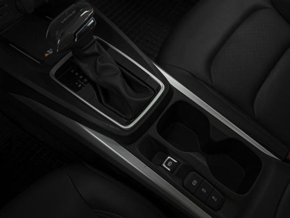 Chevrolet Monza II Рестайлинг с пробегом 2023 года, цена 1 640 000 рублей, 44129 км, седан, Автокод Объявления