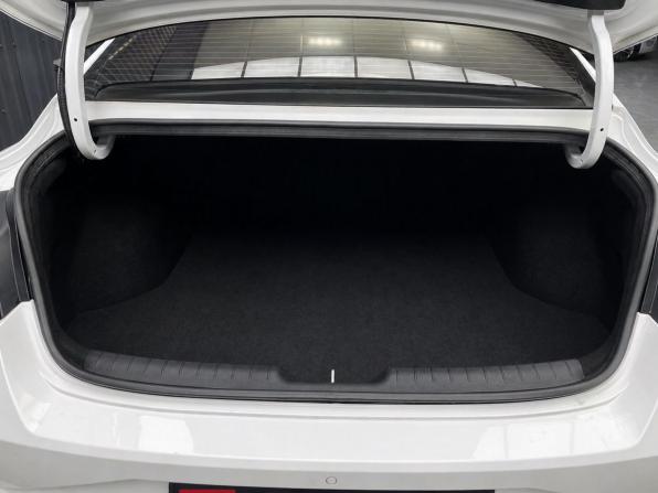 Hyundai Elantra VII (CN7) с пробегом 2022 года, цена 1 742 000 рублей, 32000 км, седан, Автокод Объявления