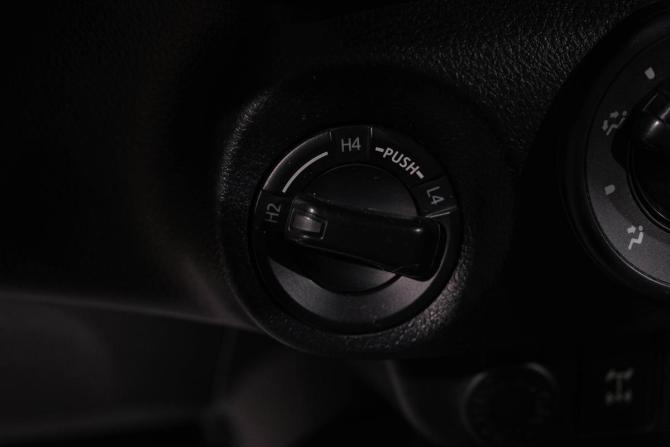 Toyota Hilux VIII с пробегом 2016 года, цена 2 919 000 рублей, 220000 км, offers.body_type.unknown, Автокод Объявления