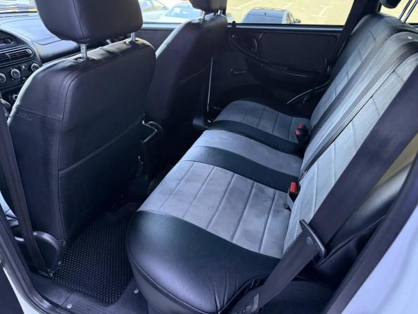 Chevrolet Niva I Рестайлинг с пробегом 2017 года, цена 510 000 рублей, 135000 км, внедорожник, Автокод Объявления