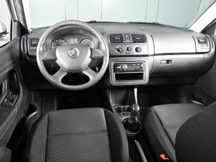 Skoda Fabia II Рестайлинг Ростов-на-Дону  - изображение 6