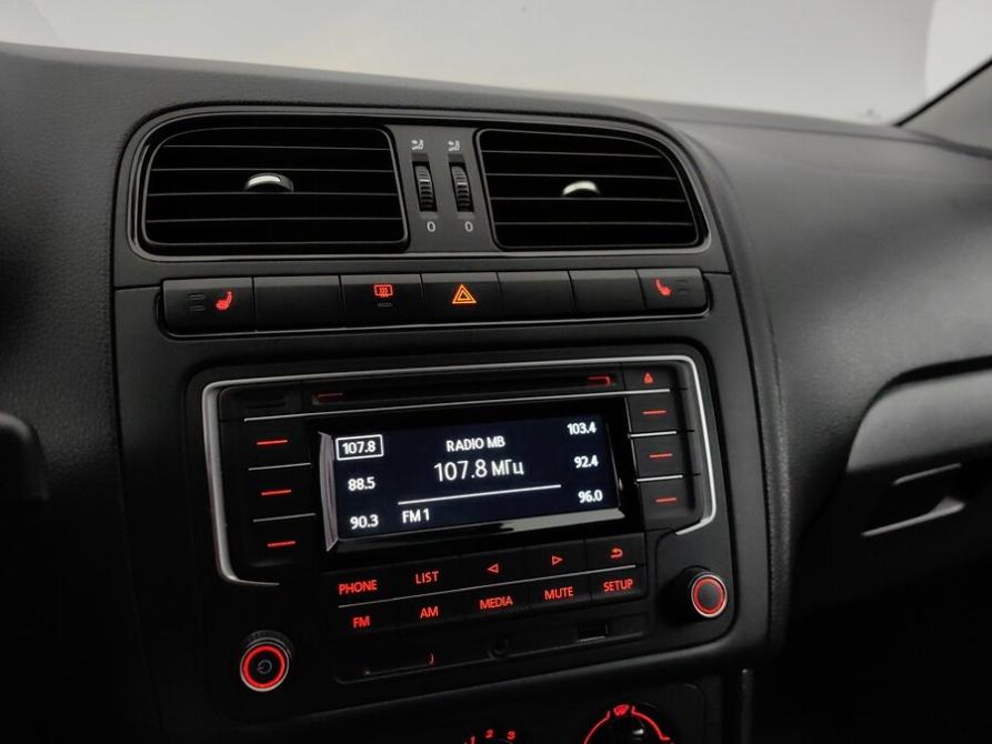 Volkswagen Polo V Рестайлинг Подольск  - изображение 14