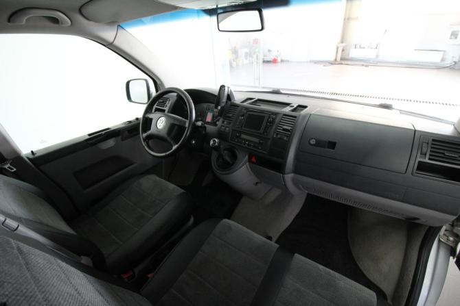 Volkswagen Caravelle T5 с пробегом 2006 года, цена 1 280 000 рублей, 371000 км, минивэн, Автокод Объявления