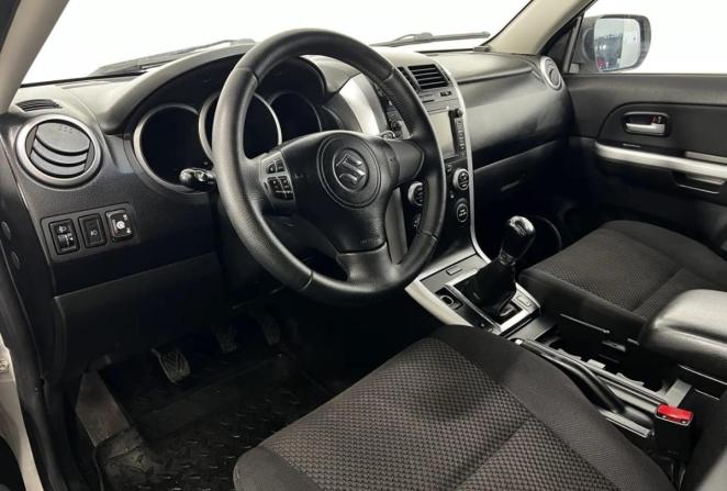 Suzuki Grand Vitara II Рестайлинг с пробегом 2008 года, цена 990 000 рублей, 230341 км, внедорожник, Автокод Объявления