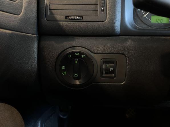 Skoda Octavia I (A4) Рестайлинг с пробегом 2006 года, цена 422 000 рублей, 249083 км, лифтбек, Автокод Объявления