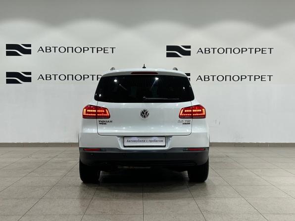 Volkswagen Tiguan I Рестайлинг с пробегом 2016 года, цена 1 349 000 рублей, 249781 км, внедорожник, Автокод Объявления
