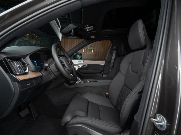 Новый Volvo XC90 II Рестайлинг 2 2026 года, цена 10 850 000 рублей, внедорожник, Автокод Объявления