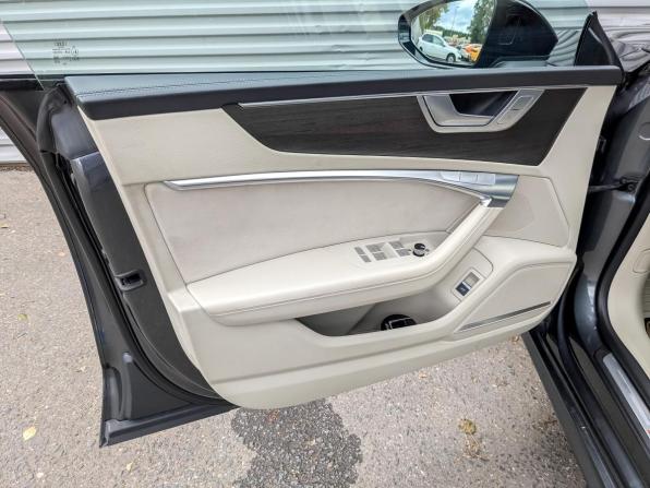Audi A7 II (4K) с пробегом 2021 года, цена 5 900 000 рублей, 72810 км, лифтбек, Автокод Объявления