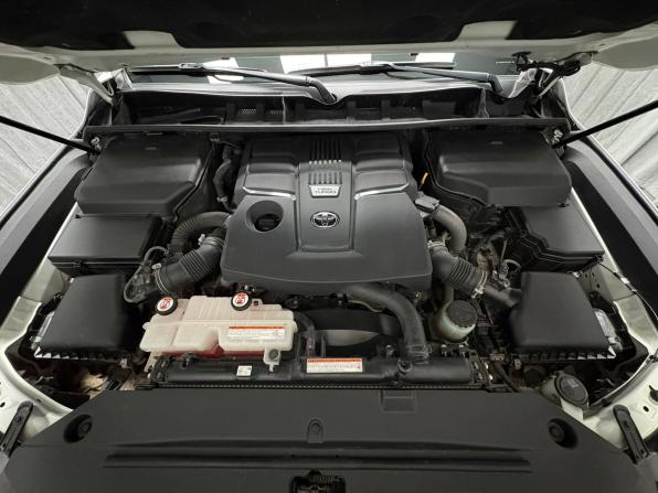 Toyota Land Cruiser 300 Series с пробегом 2021 года, цена 11 500 000 рублей, 112096 км, внедорожник, Автокод Объявления