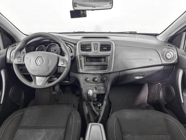 Renault Sandero II с пробегом 2015 года, цена 816 000 рублей, 109922 км, хэтчбек, Автокод Объявления