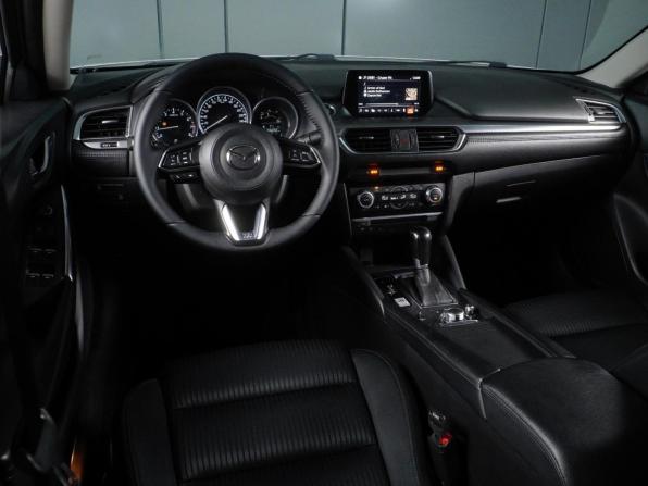Mazda 6 III (GJ) Рестайлинг с пробегом 2018 года, цена 1 780 000 рублей, 146406 км, седан, Автокод Объявления