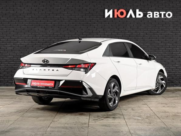 Hyundai Elantra VII (CN7) Рестайлинг с пробегом 2024 года, цена 3 140 000 рублей, 5919 км, седан, Автокод Объявления
