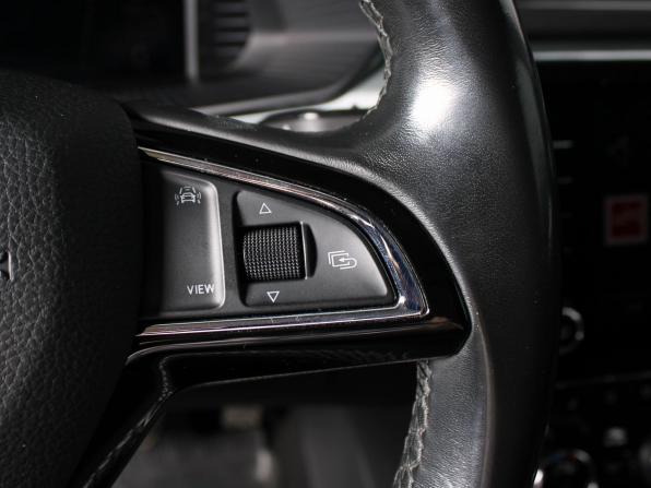 Skoda Superb III с пробегом 2019 года, цена 1 400 000 рублей, 246298 км, лифтбек, Автокод Объявления