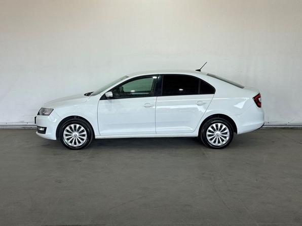 Skoda Rapid I Рестайлинг с пробегом 2019 года, цена 995 000 рублей, 172000 км, лифтбек, Автокод Объявления