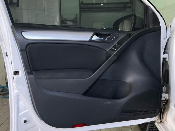 Volkswagen Golf VI с пробегом 2011 года, цена 950 000 рублей, 152450 км, хэтчбек, Автокод Объявления