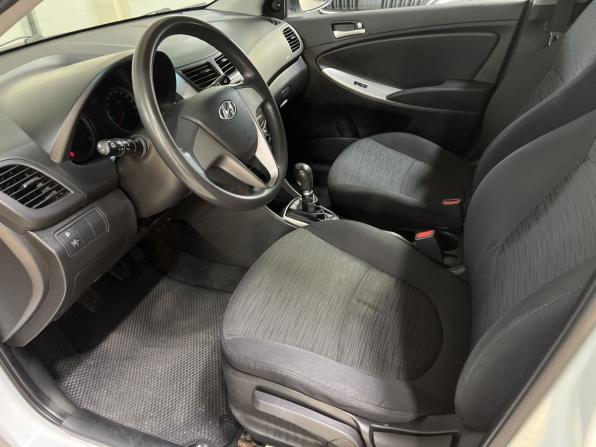 Hyundai Solaris I Рестайлинг с пробегом 2016 года, цена 869 000 рублей, 168741 км, седан, Автокод Объявления