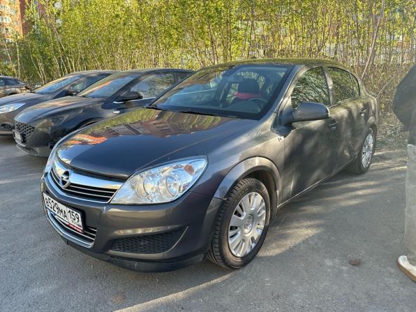 Opel Astra H Рестайлинг с пробегом 2012 года, цена 720 000 рублей, 86000 км, седан, Автокод Объявления
