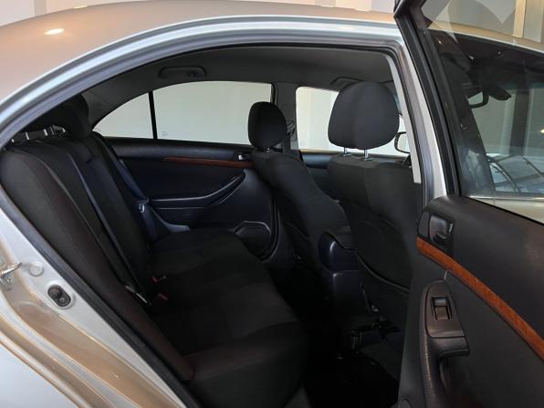 Toyota Avensis II Рестайлинг с пробегом 2008 года, цена 680 000 рублей, 392679 км, седан, Автокод Объявления
