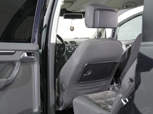 Volkswagen Touran I Рестайлинг 2 с пробегом 2012 года, цена 880 000 рублей, 210000 км, компактвэн, Автокод Объявления