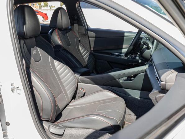 Hyundai Avante VII с пробегом 2021 года, цена 2 795 000 рублей, 80990 км, седан, Автокод Объявления