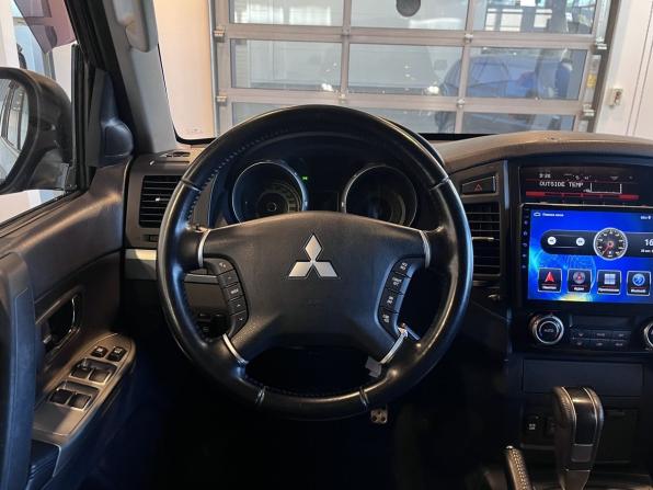 Mitsubishi Pajero IV Рестайлинг 1 с пробегом 2011 года, цена 2 311 000 рублей, 194500 км, внедорожник, Автокод Объявления